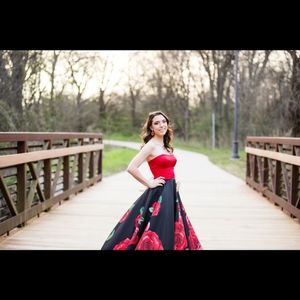 Sherri hill prom dress